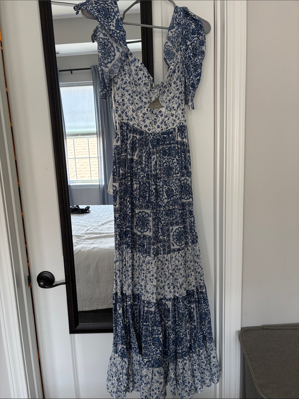 Abercrombie & Fitch Flutter Sleeve Dress